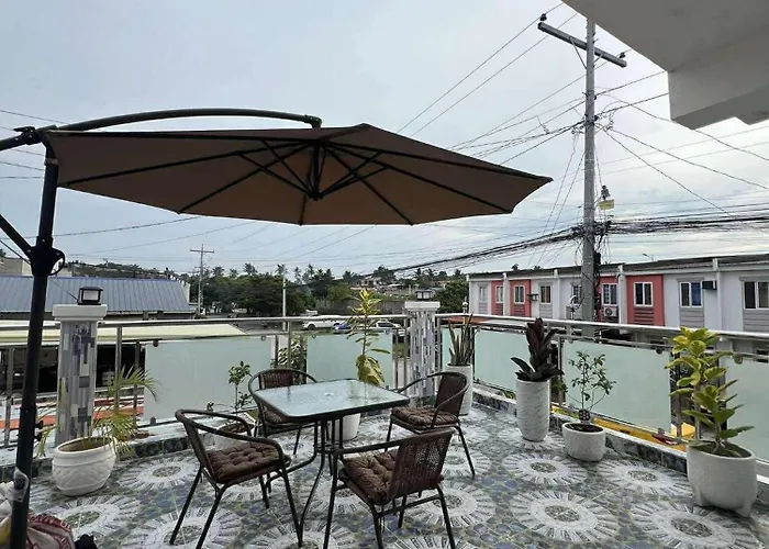 Guest #1 Terrace, Rooftop, Netflix, Wifi Accommodatie bij particulieren Compostela (Cebu)